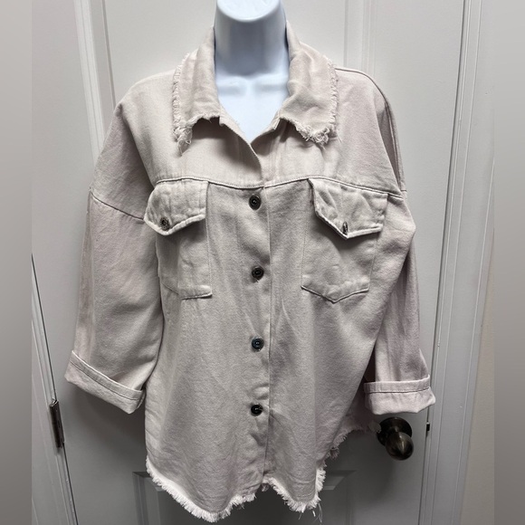 Cream Button-Up Jacket made and purchased in Italy. L/XL - Picture 1 of 10